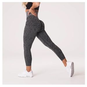 NVGTN Black Speckled Snakeskin Seamless Leggings